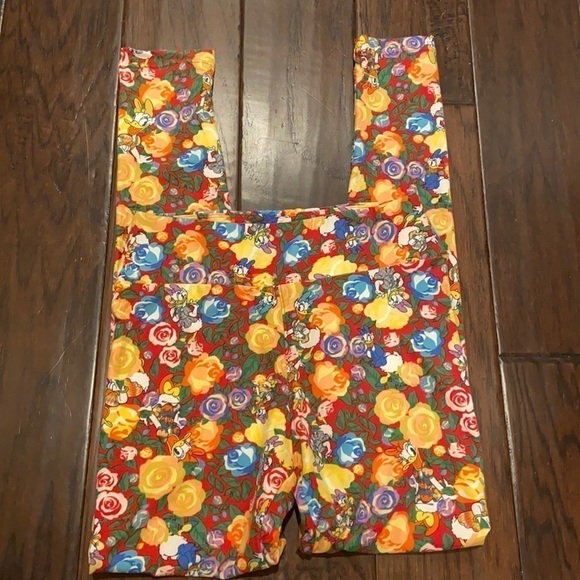 LuLaRoe Disney Daisy Duck Rose One Size Leggings - Picture 1 of 6